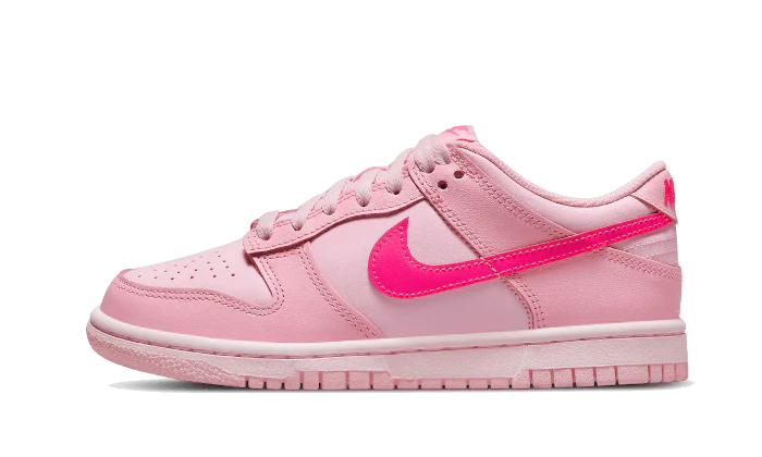 Nike GS Dunk Low Triple Pink 24cm - スニーカー