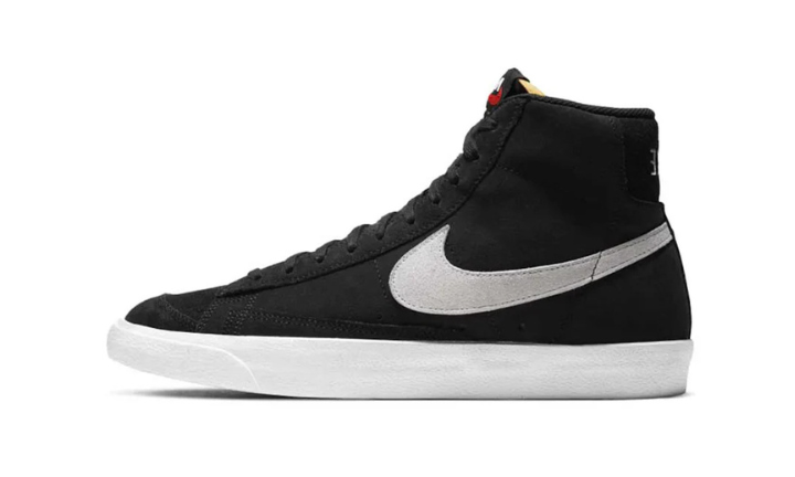 Nike Blazer Mid 77 Suede Black Photon Dust