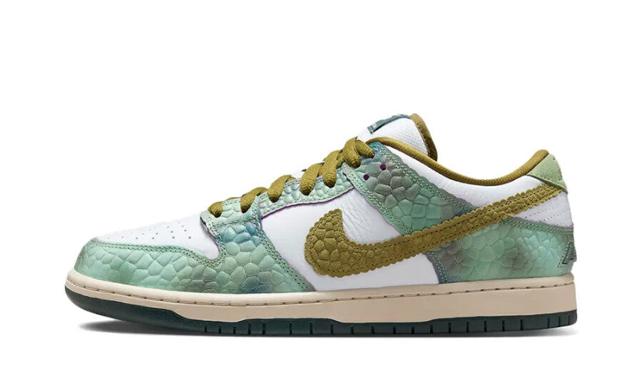 Nike SB Dunk Low Alexis Sablone Chameleon