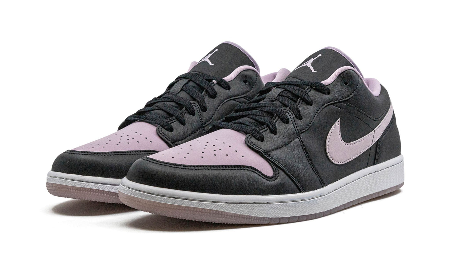 Jordan 1 Low SE Black Iced Lilac