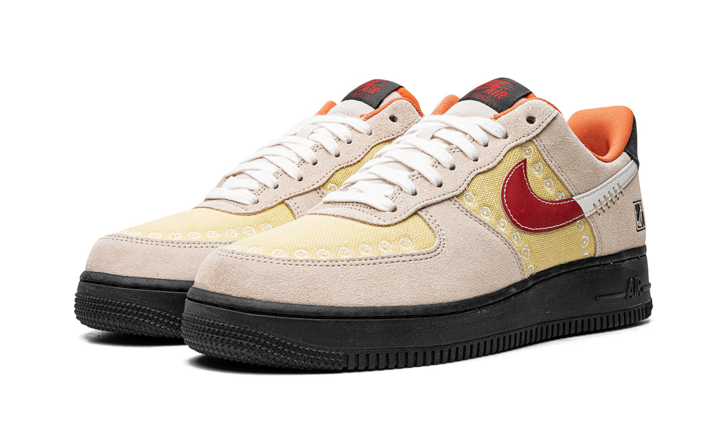 Nike Air Force 1 Low '07 LX Somos Familia