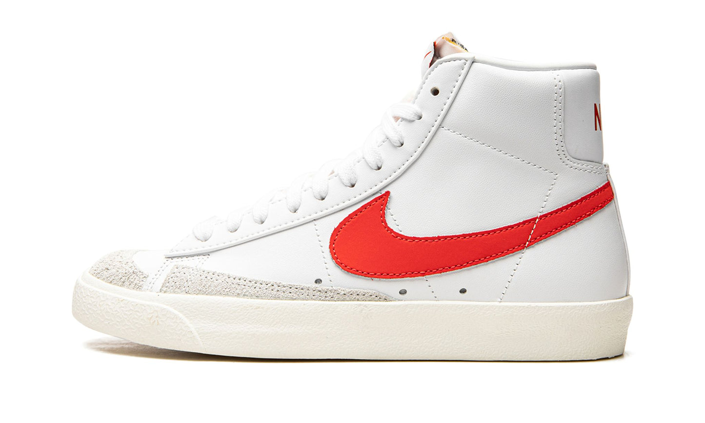 Nike Blazer Mid 77 Vintage Habanero Red (Women's)