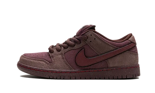 Nike SB Dunk Low City of Love Burgundy Crush