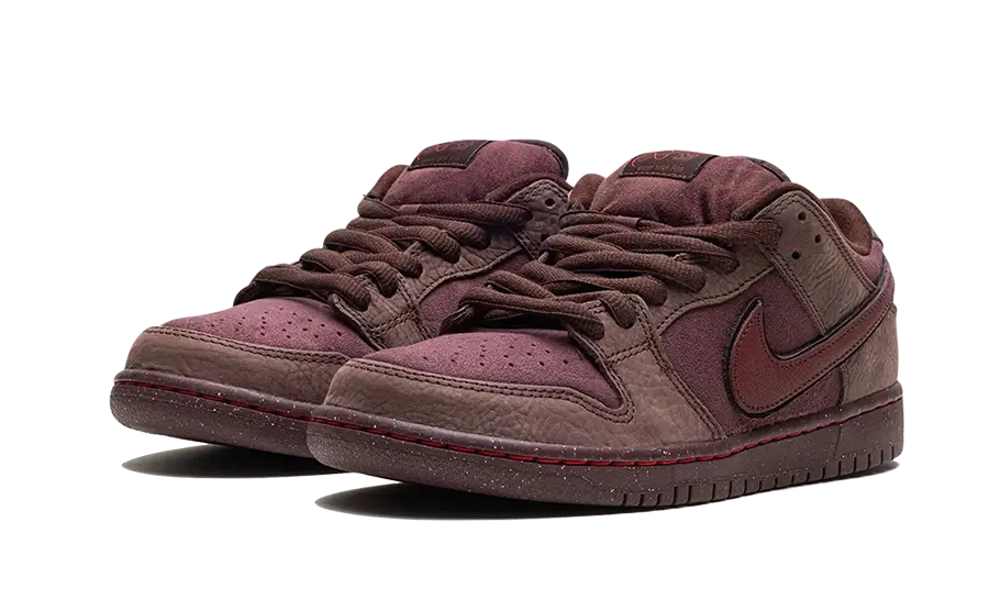 Nike SB Dunk Low City of Love Burgundy Crush