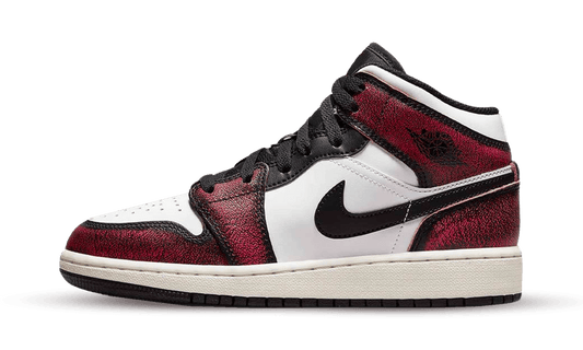 Jordan 1 Mid SE Wear-Away Chicago - soleHub