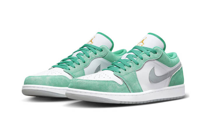 Jordan 1 Low New Emerald (GS) - soleHub